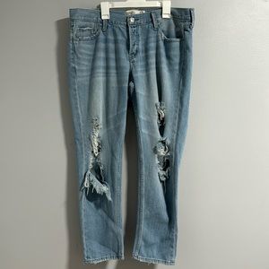Abercrombie & Fitch Boyfriend Straight Jean